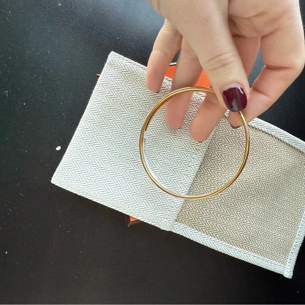 Hermes Black and Uni Gold and Black Bangle - Picture 7 of 8